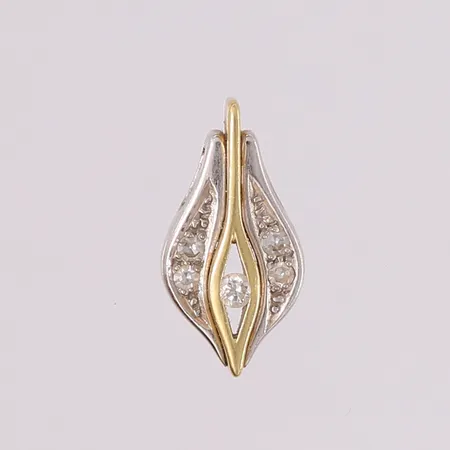 Anheng med diamanter (1 x ca. 0,03ct og 4 x ca. 0,02ct), to-farget, 18x10mm, 14K Vekt: 1,5 g Kontakt Lånekontoret for frakt