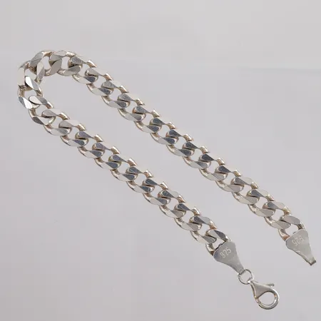 Armbånd Panser, lengde ca 22cm, bredde ca 8mm, 925/1000 sølv. Vekt: 23,9 g Kontakt Lånekontoret for frakt