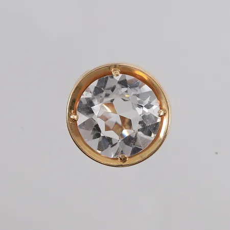 Ring med blank sten, ø17,5mm, bredde 3,7- 22,4mm, 14K, bruttovekt 11,9g Vekt: 0 g Kontakt Lånekontoret for frakt