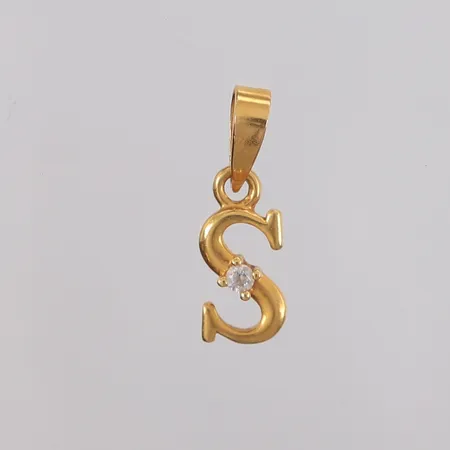 Anheng bokstav "S" med blank sten, 21x8mm, 22K, bruttovekt 1,4g Vekt: 0 g Kontakt Lånekontoret for frakt