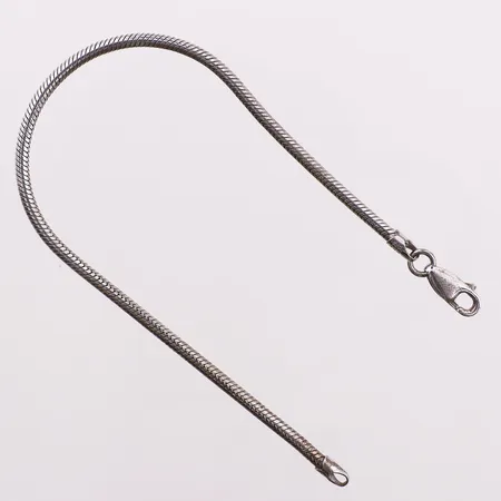 Armbånd, lengde 18,2 cm, bredde 2,3 mm, 925S Vekt: 6,8 g Kontakt Lånekontoret for frakt