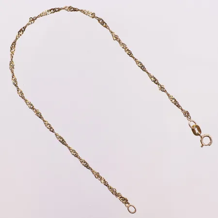 Armbånd, lengde 17,3 cm, bredde 1,9 mm, defekt mønster, 14K Vekt: 0,9 g Kontakt Lånekontoret for frakt