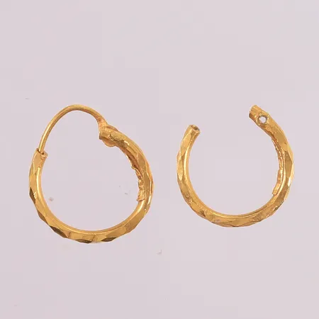 Skrotgull, 22K Vekt: 0,9 g Kontakt Lånekontoret for frakt