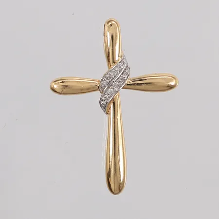 Anheng kors med diamanter (13 x ca. 0,008ct), 29x22mm, tilsynelatende ustemplet, 14K, bruttovekt 1,2g Vekt: 0 g Kontakt Lånekontoret for frakt