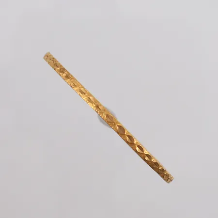 Armring, ø54mm, bredde 2,7mm, ustemplet, 20K Vekt: 7,8 g Kontakt Lånekontoret for frakt