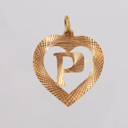 Anheng hjerte med bokstav "P", 33x26mm, ustemplet, 18K Vekt: 3,6 g Kontakt Lånekontoret for frakt