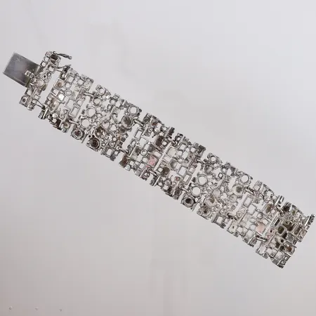 Armbånd, Juhls Silver Kautokeino, lengde 19cm, bredde 35,9mm, røket/defekt, slitasje, stemplet, 925S Vekt: 109,5 g Kontakt Lånekontoret for frakt
