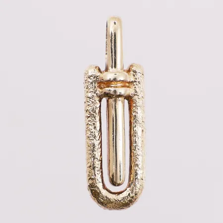 Anheng , 24,5 x 7,7 mm, bredde 3,4 mm, 14K Vekt: 2 g Kontakt Lånekontoret for frakt
