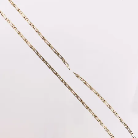 Halskjede Tokuc Tyrkia, lengde 47 cm, bredde 2,8 mm, mangler lås, 14K Vekt: 11,5 g Kontakt Lånekontoret for frakt