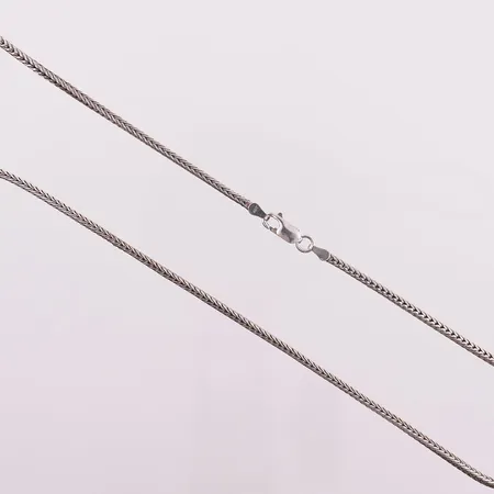 Halskjede, lengde 42 cm, bredde 2,4 mm, 925S Vekt: 11,8 g Kontakt Lånekontoret for frakt