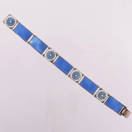 Armbånd med emalje, lengde 18,3 cm, bredde 12,8 mm, krakkelert emalje, 925S Vekt: 20,9 g Kontakt Lånekontoret for frakt