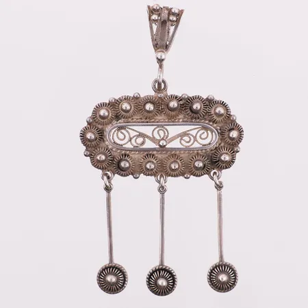 Anheng, lenge 7,1 cm, bredde 40,1 mm, 830S Vekt: 13,8 g Kontakt Lånekontoret for frakt