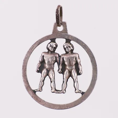 Anheng, Ø 21,8 mm, bredde 1,6 mm, 925S Vekt: 2,7 g Kontakt Lånekontoret for frakt