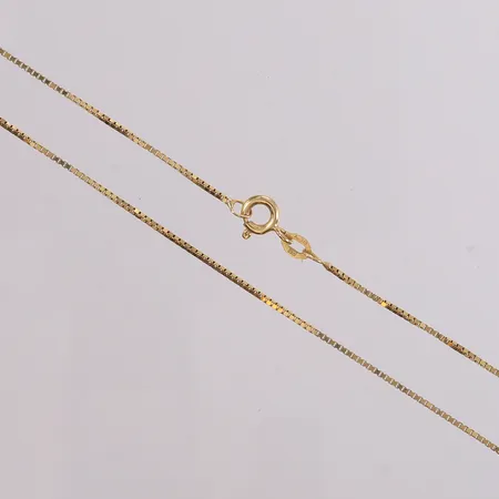 Kjede Veneziansk, lengde 42cm, bredde 1,1mm, 9K Vekt: 2,3 g Kontakt Lånekontoret for frakt