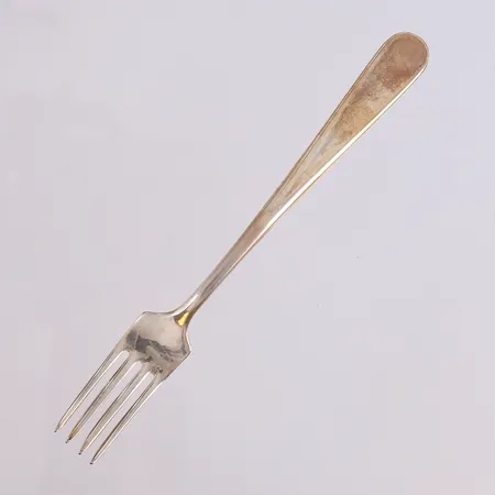 4 barnegafler Måne, lengde 15cm, graverte, 830S Vekt: 88,4 g Kontakt Lånekontoret for frakt