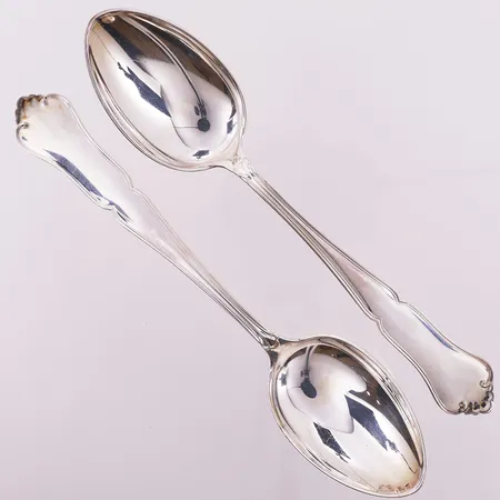 2 spiseskjeer Märtha, lengde 18,7 cm, Th. Martinsen, 830S Vekt: 78,7 g Kontakt Lånekontoret for frakt