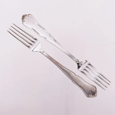 2 spisegafler Märtha, lengde 18,5 cm, Th. Martinsen, 830S Vekt: 80 g Kontakt Lånekontoret for frakt