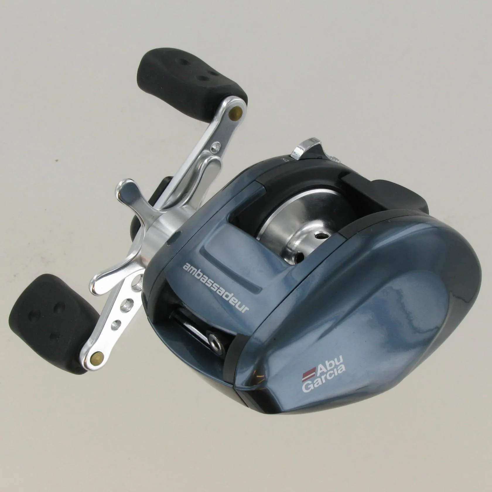 daiwa saltist 2500 Amazon.com : Daiwa 5.6:1 Gear Ratio 9 Bearings Saltist Spinning Reel,  37.40" : Sports & Outdoors