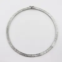 Halsband silver 835, längd ca 38 cm, bredd ca 5,9 mm Vikt: 19,7 g