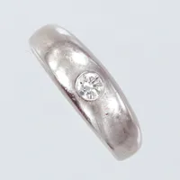 Ring med diamant 0,21ct enligt gravyr, Ceson år 1975, stl 20, vitguld, 18K Vikt: 7,6 g