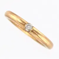 Ring med diamant 1 x ca 0,04ct, fäste i vitguld, stl, 17¼, 18K  Vikt: 6,2 g