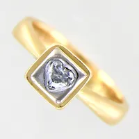 Ring med hjärtslipad diamant ca 0,20ct, enligt gravyr, ca W/SI, infattad i vitguld, stl 16½, bredd 3,7-7mm, gravyr, Engs Guldatelje HB, 18K  Vikt: 5,4 g