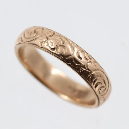 Ring mönstrad, stl 16¾mm, bredd 4,2mm, 14K Vikt: 3,8 g