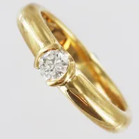 Ring med diamant 1x0,25ct, enligt gravyr, ca W/VS, stl: 16½, 18K Vikt: 5,5 g