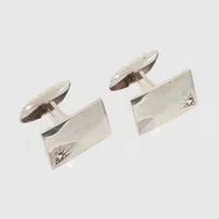 Ett par manschettknappar, Finland, ca 21x12,5mm, silver 830/1000 Vikt: 12,6 g