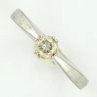Ring med diamant 0,20ct enligt gravyr, stl 16¼,  Örns Juvelatelje år 1980, vitguld, 18K Vikt: 2,7 g
