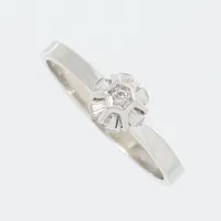 Ring vitguld med diamant ca 0,02 ct, stl 17 mm, 18K Vikt: 2,1 g