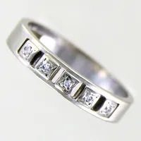 Ring vitguld med diamanter 5xca 0,01ct 8/8-slipning, stl 18, bredd 4mm, GD&CO, 18K Vikt: 4,4 g