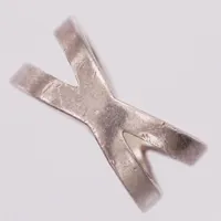 Ring, Guldfynd, stl 17, silver 925/1000 Vikt: 5,6 g