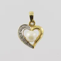 Hänge hjärta med pärla och små diamanter, höjd utan extraögla 13,5mm, 18k Vikt: 1,5 g