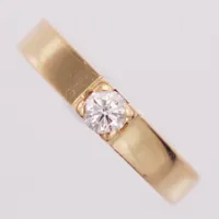 Ring, Sandberg Sweden, diamant ca 0,20ct W(H)VS, stl 16½, 18K  Vikt: 5,4 g