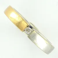 Ring, vitguld/rödguld med diamant 0,03ct, stl 16½, bredd 3mm, 18K Vikt: 2,7 g