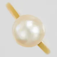 Ring, pärla, Ø16¾, bredd: 1,8mm, 18K Vikt: 3,4 g