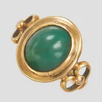 Ring, grön sten/turkos, Ø15¼, bredd: 2-14mm, sprickor i stenen, 18K Vikt: 4 g