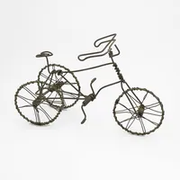 Luffarslöjd "Cykel", trådarbete, äldre modell, längd 16,5 cm, höjd 10 cm, vikt strax över 52 gram 