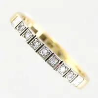 Ring, diamanter 0,07ctv enligt gravyr, stl 17, bredd 2,4mm, gravyr, 18K Vikt: 2,2 g
