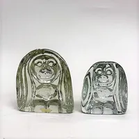 2 figuriner, troll, Bergdala glasbruk, höjd  8-10cm, glas.  Vikt: 0 g Skickas med paket.