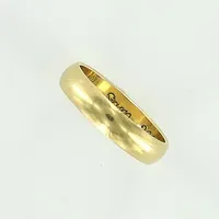 Ring, stl 16½, bredd 4mm, gravyr, repig, 18K Vikt: 3,2 g