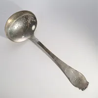 Sked silver 800-830/1000 längd 16,5cm 37g Vikt: 37 g