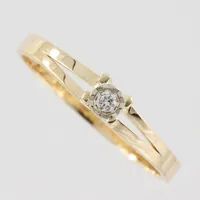 Ring med diamant 0,09ct, stl 17½mm, bredd 2mm,  Guldfynd Ab 1987, 18k Vikt: 1,8 g