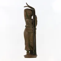 Bronsskulptur, Oscar Athena, Athena Ystad, Skidåkerska, ca 21cm, stämpelmärkt,  Vikt: 0 g Skickas med postpaket.