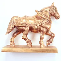 Mässingsfigurin häst Bersbo år 1984, höjd 14cm  Vikt: 0 g