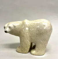 Figurin Isbjörn, Lisa Larson, Gustavsberg, ur serien Skansen, höjd ca 15cm, stämpelmärkt, tillverkningsdefekt Vikt: 0 g Skickas med postpaket.