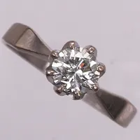 Ring med äldre briljantslipad diamant ca 0,70ct W(H)/Si2-P1, stl:17½, Gustaf Dahlgren & Co, Malmö år 1972, 18K vitguld Vikt: 3,5 g