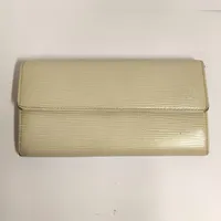 Plånbok, Louis Vuitton, 19x10cm, bruksslitage,  Vikt: 0 g