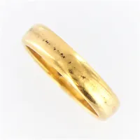 Ring, Ø18½, slät, bredd 4mm, 18K Vikt: 5,7 g